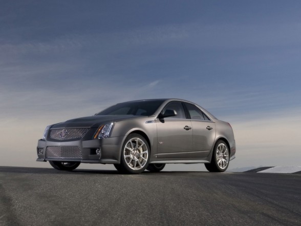 Cadillac CTS-V 2009 - Front Side View