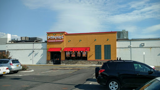Chicken Restaurant «Popeyes Louisiana Kitchen», reviews and photos, 1701 Sunrise Hwy, Bay Shore, NY 11706, USA