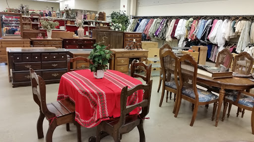 Thrift Store «The Salvation Army Family Store & Donation Center», reviews and photos, 2067 Lincoln Hwy, St Charles, IL 60175, USA