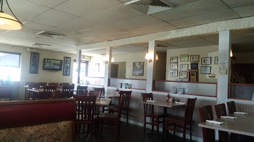 Restaurant «Cristys Restaurant», reviews and photos, 545 Winsted Rd, Torrington, CT 06790, USA