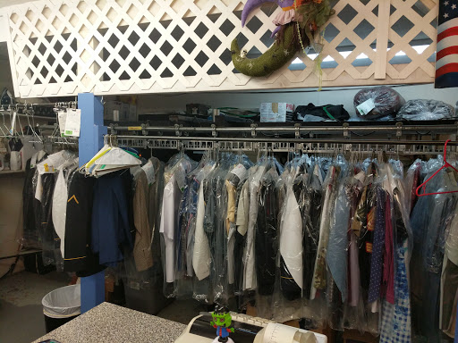 Dry Cleaner «Rodeo Cleaners», reviews and photos, 2102 N Walters St, San Antonio, TX 78208, USA