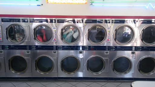 Laundromat «Gilbert Coinless Laundry», reviews and photos, 334 N Gilbert Rd, Mesa, AZ 85203, USA