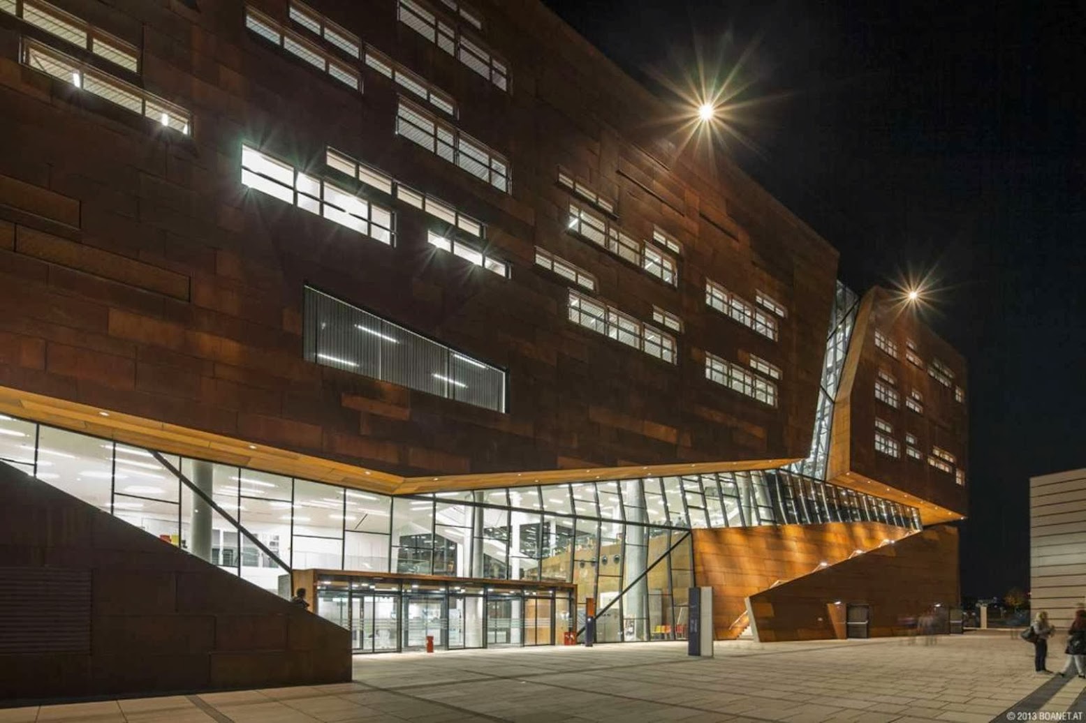 Teaching Center by BUSarchitektur
