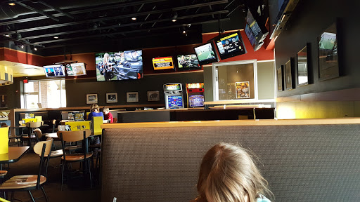 Chicken Wings Restaurant «Buffalo Wild Wings», reviews and photos, 2180 Anderson Rd #110, Petoskey, MI 49770, USA