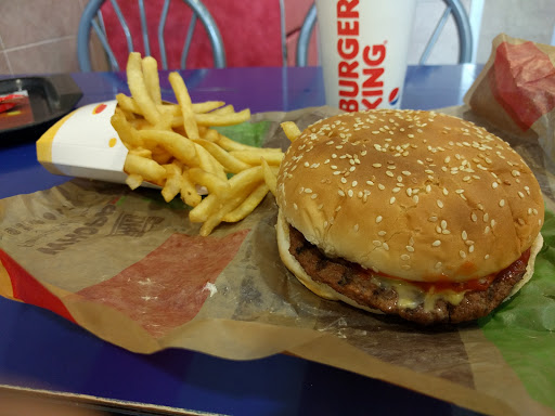 Burger King, Av Manuel Ávila Camacho 310, Cuauhtemoc, 70660 Salina Cruz, Oax., México, Comida a domicilio | OAX