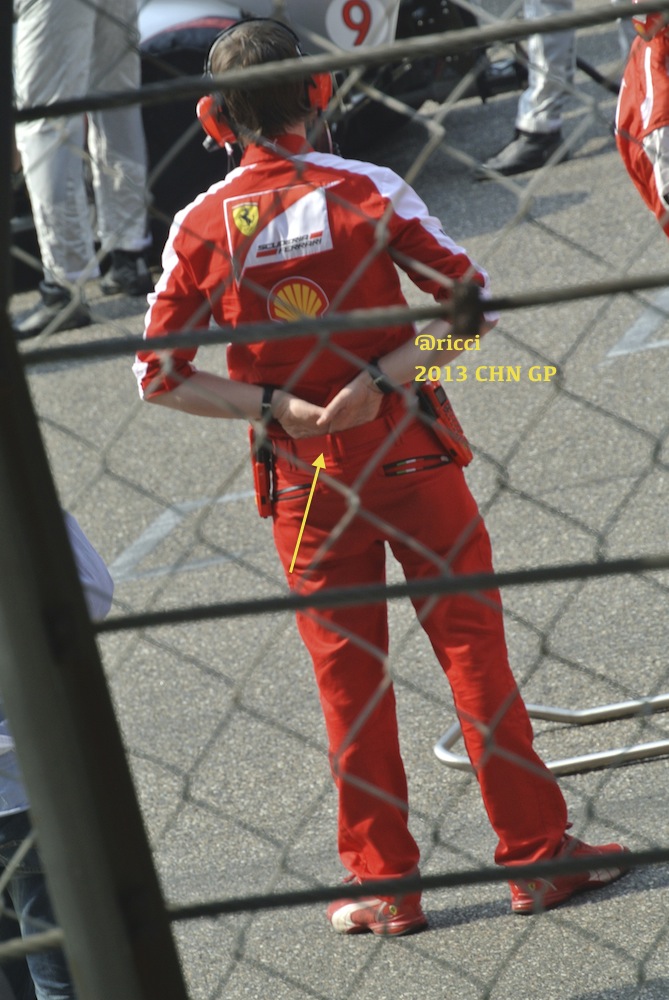 Роб Смедли на стартовой решетке Шанхая на Гран-при Китая 2013