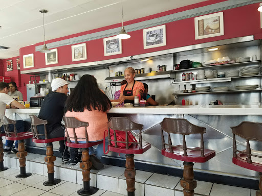 Fast Food Restaurant «The Hut Diner», reviews and photos, 1610 Fredericksburg Rd, San Antonio, TX 78201, USA