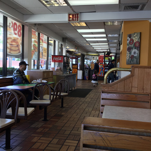 Fast Food Restaurant «Burger King», reviews and photos, 222-10 Northern Blvd, Bayside, NY 11361, USA