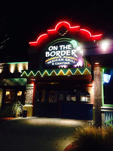 Mexican Restaurant «On The Border Mexican Grill & Cantina», reviews and photos, 220 Indian River Rd, Orange, CT 06477, USA