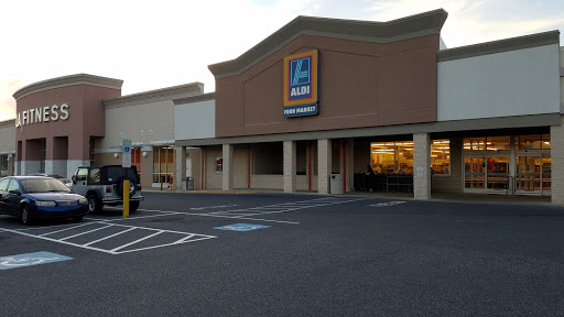 Supermarket «ALDI», reviews and photos, 1302 Lititz Pike, Lancaster, PA 17601, USA