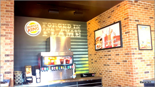 Fast Food Restaurant «Burger King», reviews and photos, 1325 N Dunlap St, Savoy, IL 61874, USA