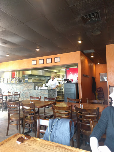 Pizza Restaurant «Vero Pizza», reviews and photos, 381 Farmington Ave, Plainville, CT 06062, USA