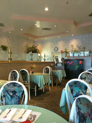Chinese Restaurant «Emperors Garden Chinese Restaurant», reviews and photos, 153 Iron Point Rd, Folsom, CA 95630, USA