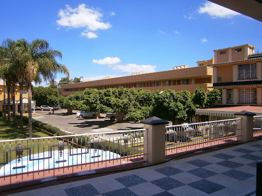 Hotel Fénix, Av. Francisco I. Madero Sur 401, Centro, 59600 Zamora, Mich., México, Alojamiento en interiores | MICH