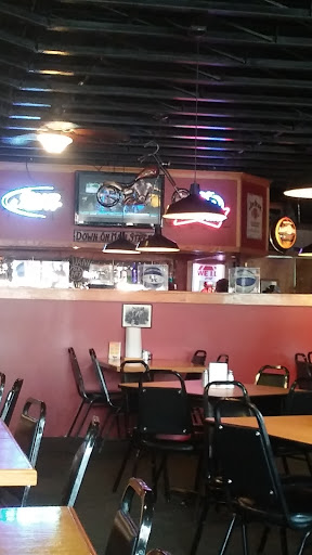 Restaurant «Down On Main Street», reviews and photos, 508 Main St, Carrollton, KY 41008, USA