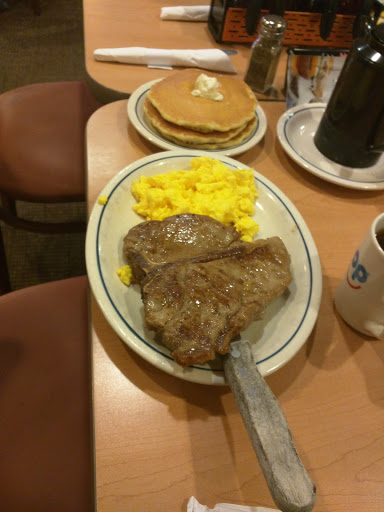 Restaurant «IHOP», reviews and photos, 8075 Nemco Way, Brighton, MI 48116, USA