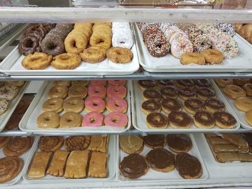 Donut Shop «Caspers Donuts South», reviews and photos, 1325 S Prairie Ave, Pueblo, CO 81005, USA