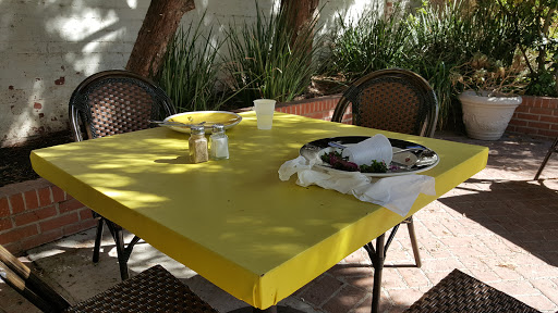 Restaurant «Yellow Vase», reviews and photos, 51 Malaga Cove Plaza, Palos Verdes Estates, CA 90274, USA