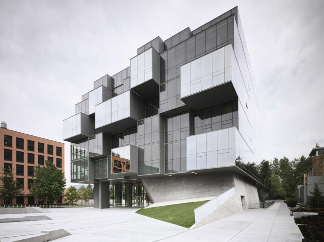 Saucier + Perrotte architectes & Hcma