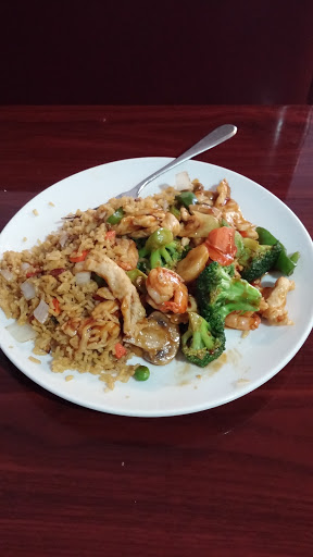 Chinese Restaurant «Red Apple Chinese & Thai Cuisine», reviews and photos, 10 E Main St, Mohawk, NY 13407, USA