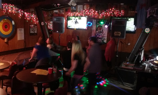 Bar «Misfits Saloon», reviews and photos, 821 E River Rd, Anoka, MN 55303, USA