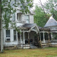 The First Things to Tackle When You Buy a Fixer-Upper post image