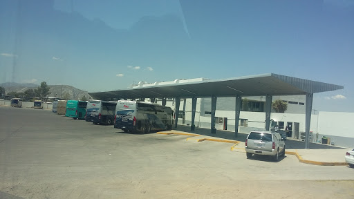 central de autobuses, Blvd. José Rebollo Acosta, La Central, Santa Rosa, 35069 Gómez Palacio, Dgo., México, Agencia de excursiones en autobús | DGO
