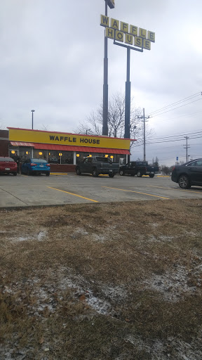 Breakfast Restaurant «Waffle House», reviews and photos, 2477 S Church St, Murfreesboro, TN 37129, USA