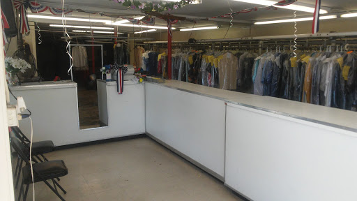 Dry Cleaner «J B Laundry & Dry Cleaning», reviews and photos, 301 S Zarzamora St, San Antonio, TX 78207, USA