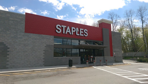 Office Supply Store «Staples», reviews and photos, 2522 South Rd, Poughkeepsie, NY 12601, USA