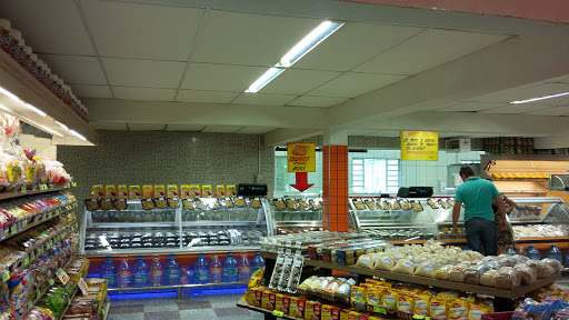 Supermercado Nagumo, Rodovia Professor Alfredo Rolim de Moura, 20 - Jardim Yoneda, Biritiba-Mirim - SP, 08940-000, Brasil, Supermercado, estado Sao Paulo