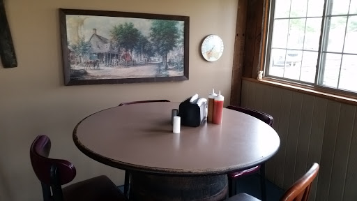 Restaurant «Sawmill BBQ», reviews and photos, 4060 Mississippi Ave, Cahokia, IL 62206, USA