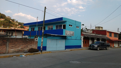 Instituto Pedagogico Veracruz, Francisco I. Madero, Centro, Papantla de Olarte, Ver., México, Instituto | VER