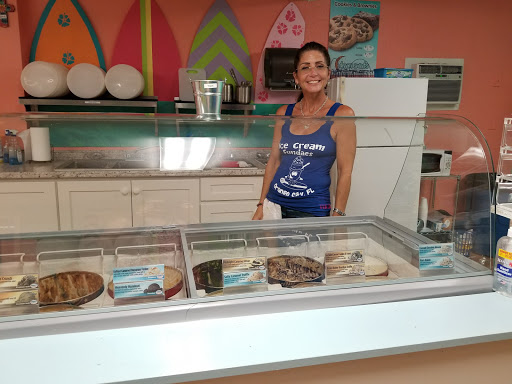 Ice Cream Shop «Ice Cream Fundaes», reviews and photos, 226 S Volusia Ave, Orange City, FL 32763, USA