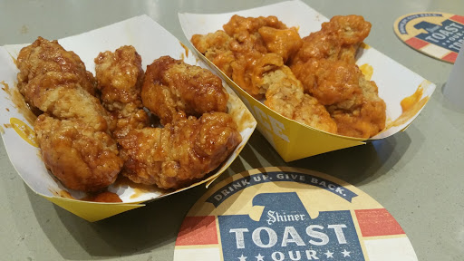 Chicken Wings Restaurant «Buffalo Wild Wings», reviews and photos, 4235 Dowlen Rd, Beaumont, TX 77706, USA