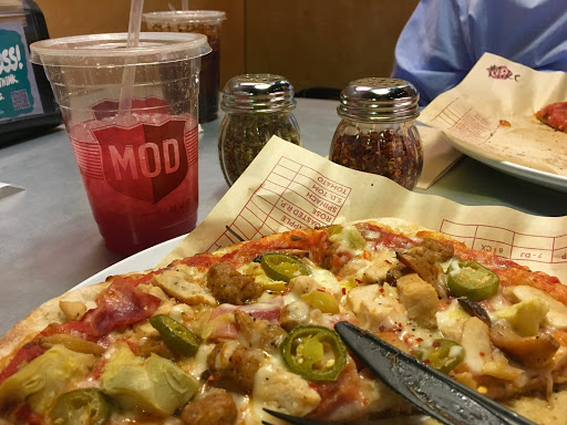 Pizza Restaurant «MOD Pizza», reviews and photos, 909 Ellsworth Dr b106, Silver Spring, MD 20910, USA
