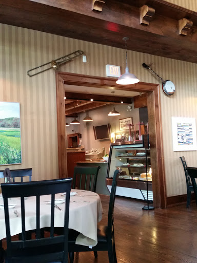 Restaurant «Fairview Cafe», reviews and photos, 250 Route 390, Tafton, PA 18464, USA