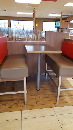 Fast Food Restaurant «Burger King», reviews and photos, 4063 Fort St, Lincoln Park, MI 48146, USA