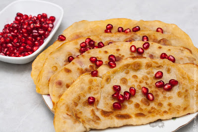 кутабы с гранатом кутабы с гранатом