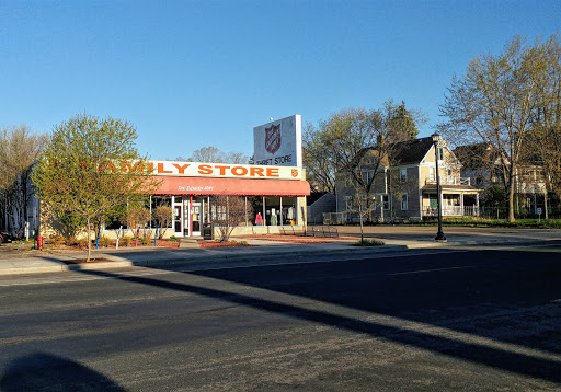 Thrift Store «The Salvation Army Family Store & Donation Center», reviews and photos, 3740 Nicollet Ave, Minneapolis, MN 55409, USA