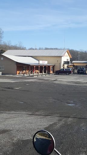 Truck Stop «Exit 62 Truck Stop and Restaurant», reviews and photos, 3345 US-127, Glencoe, KY 41046, USA