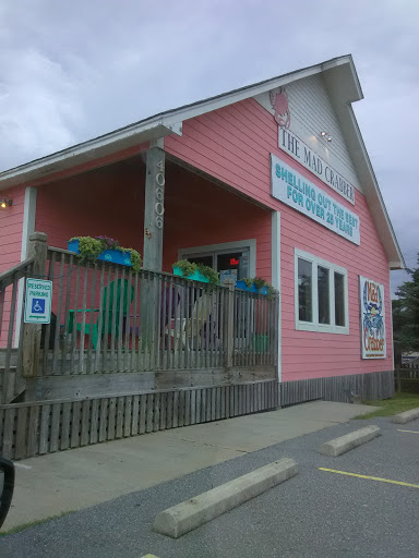 Seafood Restaurant «Mad Crabber Restaurant», reviews and photos, 40606 NC-12, Avon, NC 27915, USA