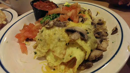 Restaurant «IHOP», reviews and photos, 647 W Main St, Lewisville, TX 75057, USA
