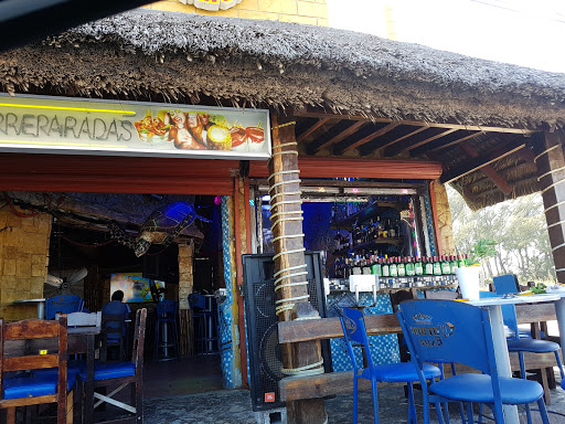 La Tortuga Cucufata, Costero SN-S RESTAURANT TAMPICO 89, Playa Miramar, 89540 Cd Madero, Tamps., México, Restaurante | TAMPS