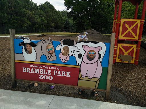 Zoo «Bramble Park Zoo», reviews and photos, 800 10th St NW, Watertown, SD 57201, USA