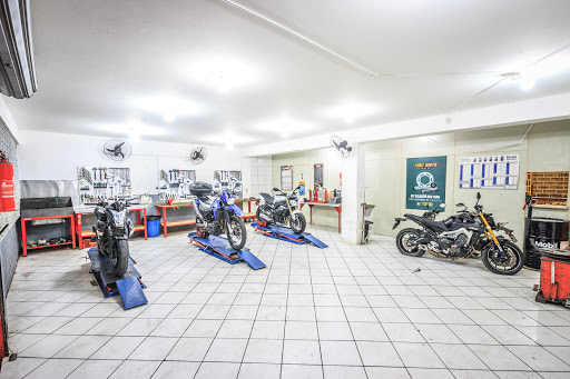 Fast Moto Center, R. Santa Catarina, 588 - Floresta, Joinville - SC, 89211-300, Brasil, Lojas_Motocicletas, estado Santa Catarina
