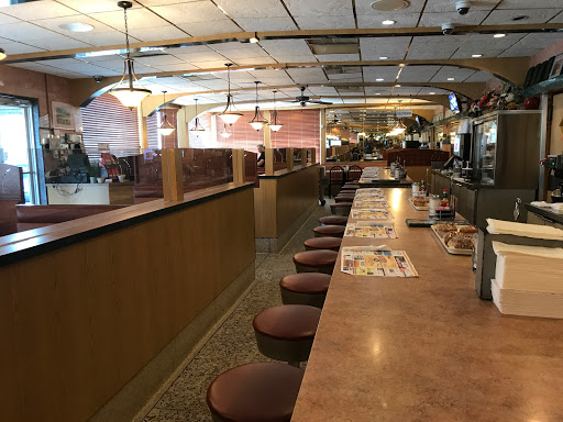 Restaurant «Elmer Diner», reviews and photos, 41 Front St, Elmer, NJ 08318, USA