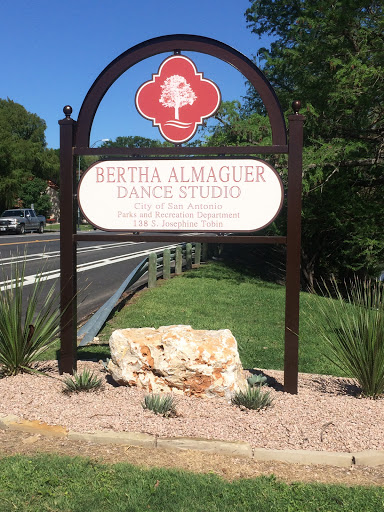 Dance School «Berta Almaguer Dance Studio», reviews and photos, 138 S Josephine Tobin Dr, San Antonio, TX 78201, USA