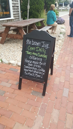 Wine Store «Brown Jug Wine Shop», reviews and photos, 1 Jarves St, Sandwich, MA 02563, USA