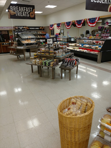 Grocery Store «Stop & Shop», reviews and photos, New State Highway New State Hwy, Raynham, MA 02767, USA